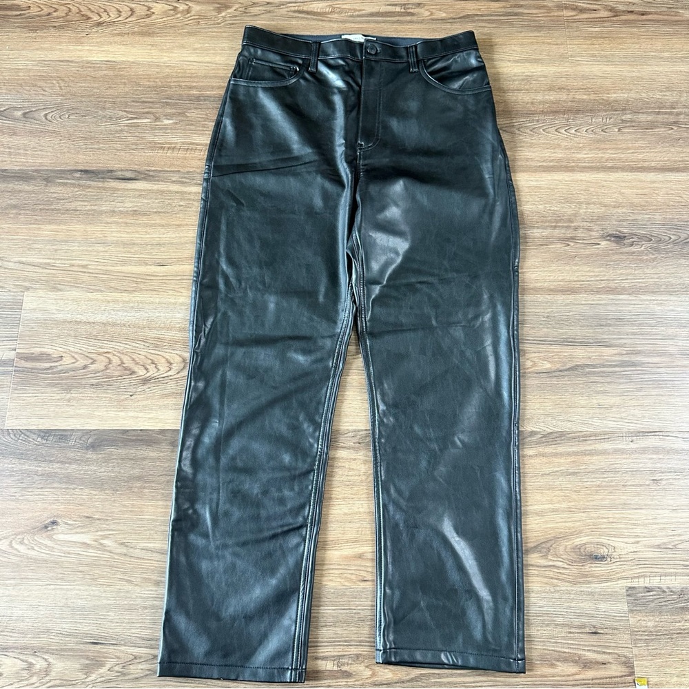 Abercrombie 90s Straight Ultra High Rise Pants Women 32 Pleather Faux Leather